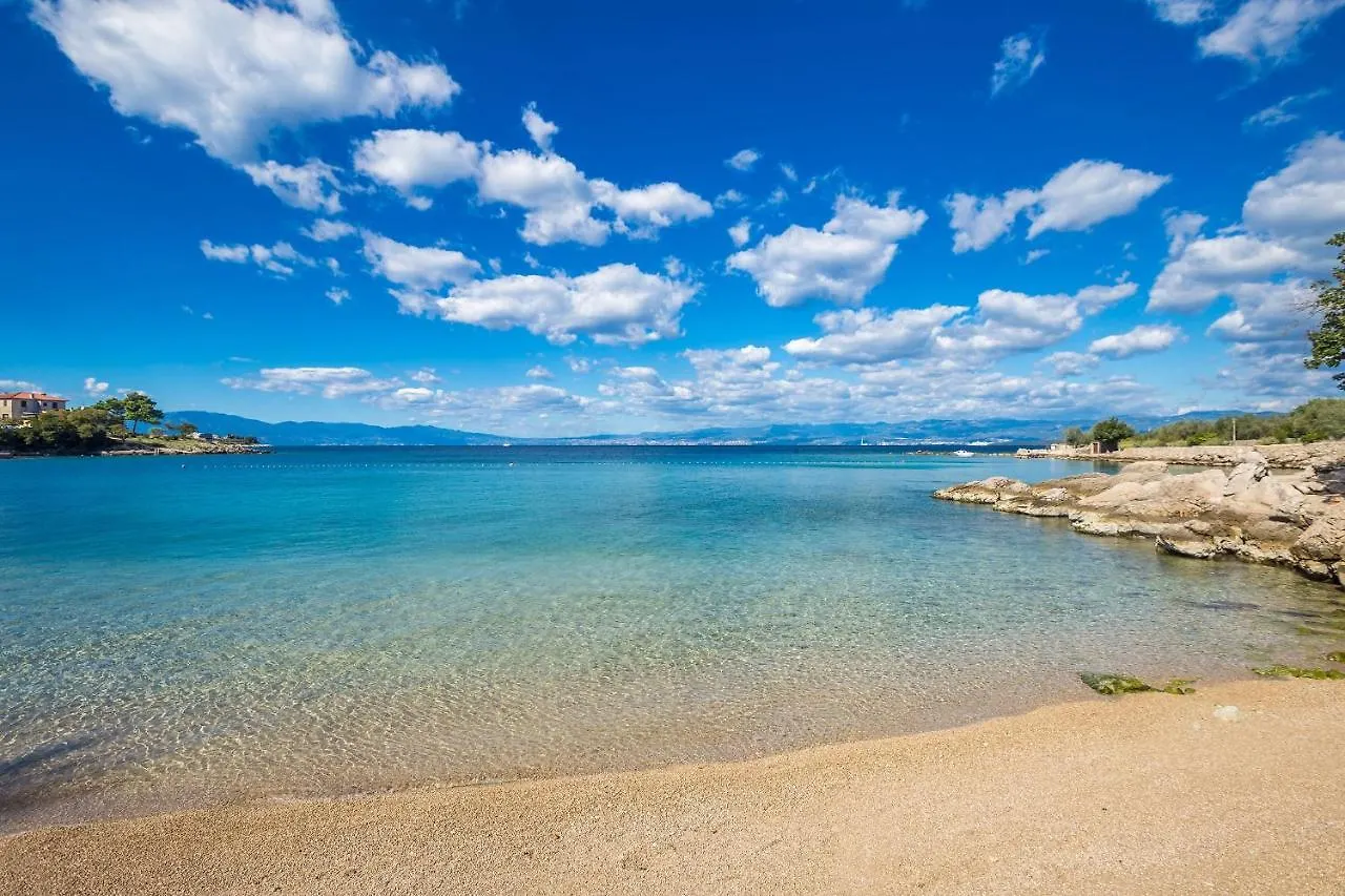Apartments With A Parking Space Vantacici, Krk - 21694 Malinska Croatia